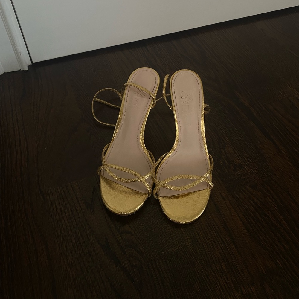 Good flake zara sandal heels